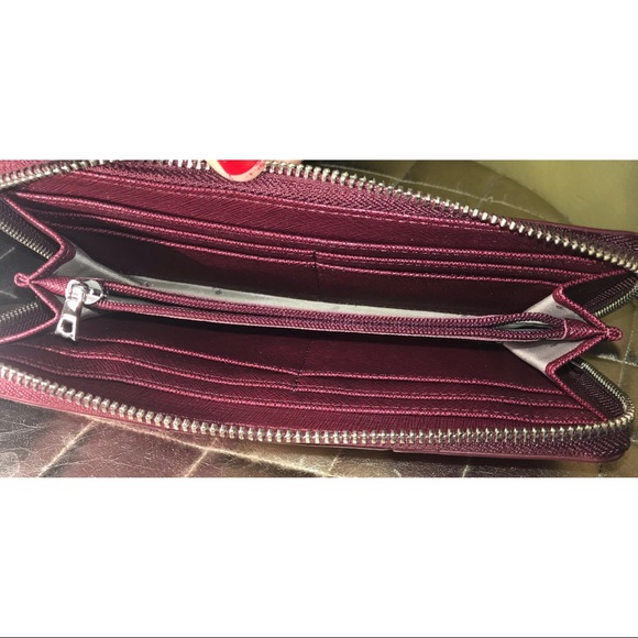 👜NWOT👜RUDSAK Wallet👜 - Picture 3 of 4